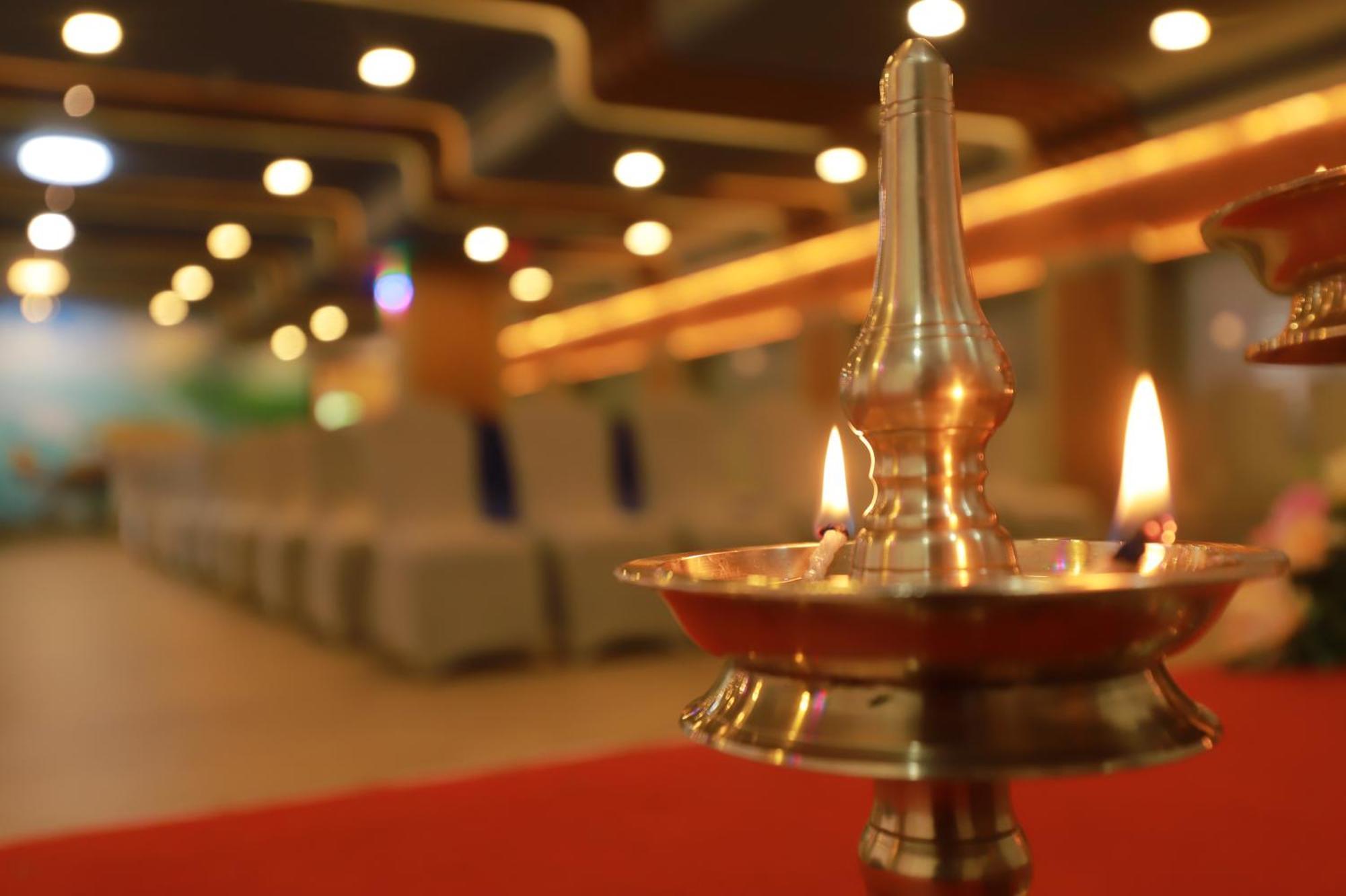 Guruvāyūr Bhavanam Regency Guruvayoor מראה חיצוני תמונה