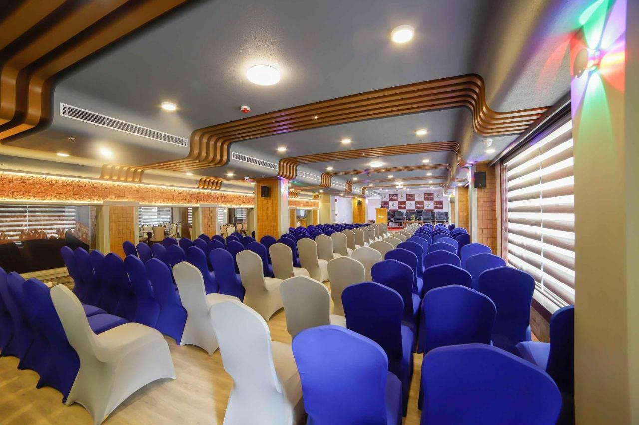 Guruvāyūr Bhavanam Regency Guruvayoor מראה חיצוני תמונה